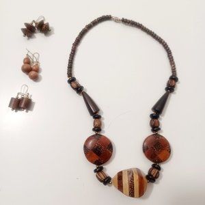 Vintage 1980s Geometric Wooden Bead Necklace and Earrings Set